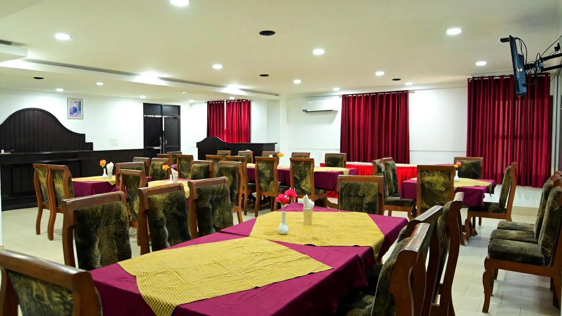 Hotel Misty Grand Kodenchery Kolenchery